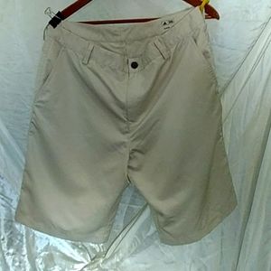 Men's Adidas 34 shorts